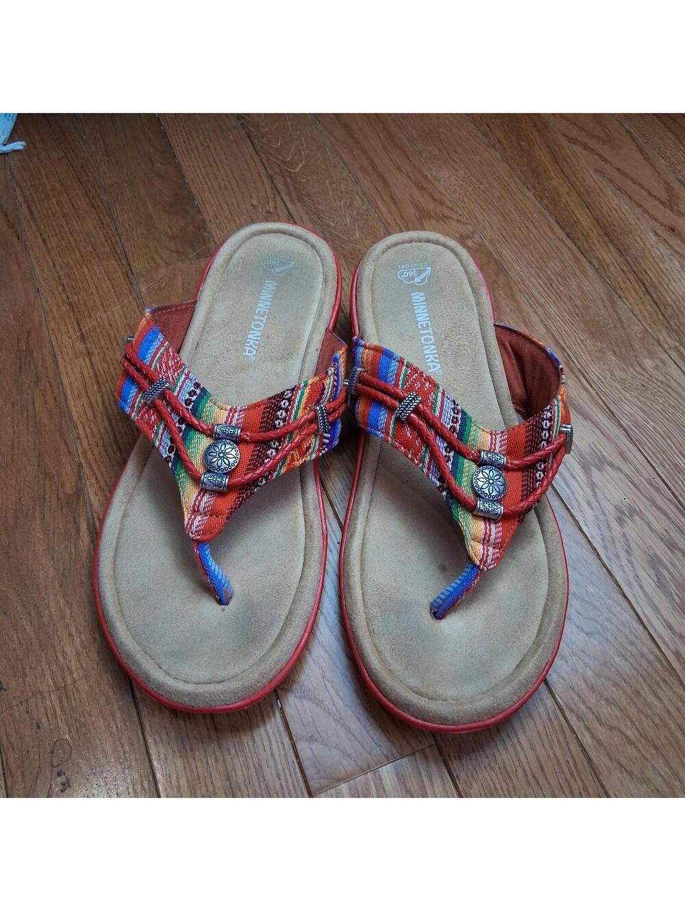 Minnetonka Frisco Stripe Women’s 10 Flip Flop Sandal Beaded Aztec Red Comfort